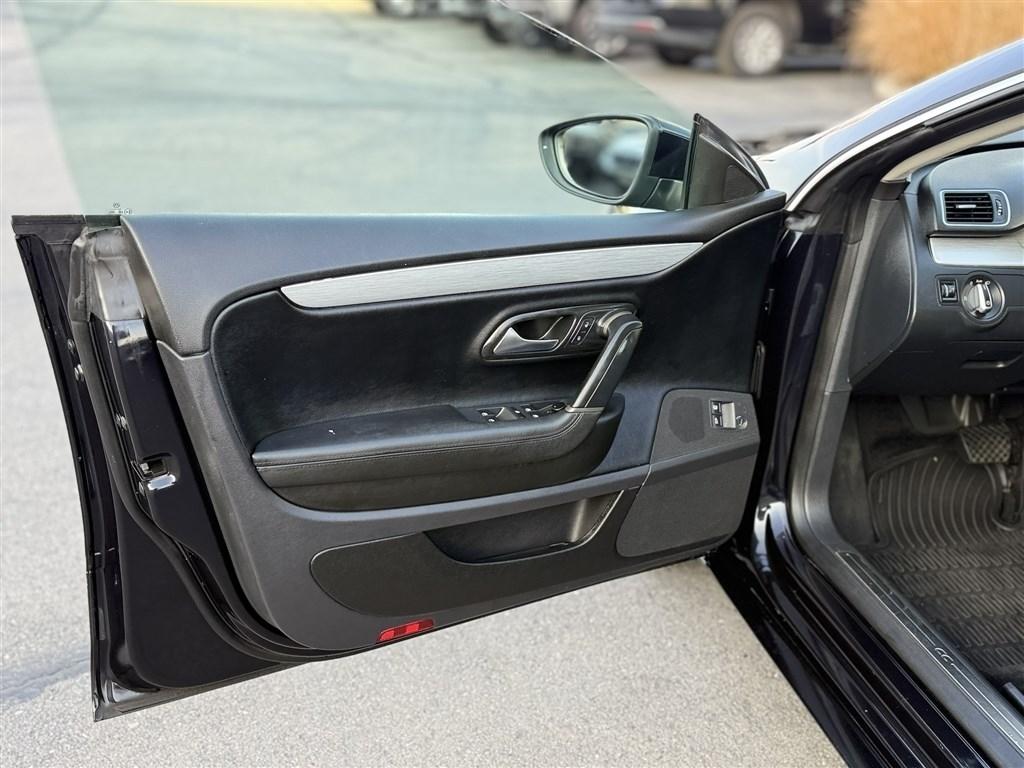 Volkswagen CC Sport 2013