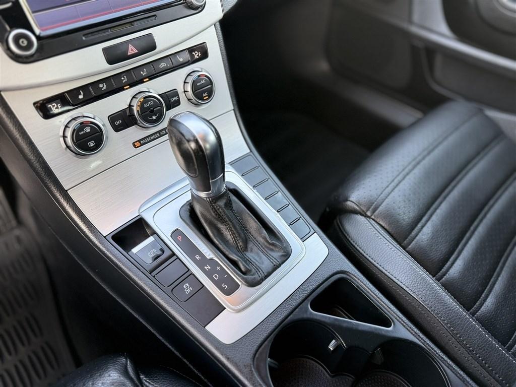Volkswagen CC Sport 2013