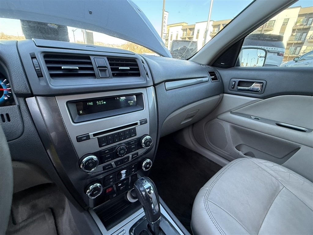 Ford Fusion 4dr Sdn SEL FWD 2011