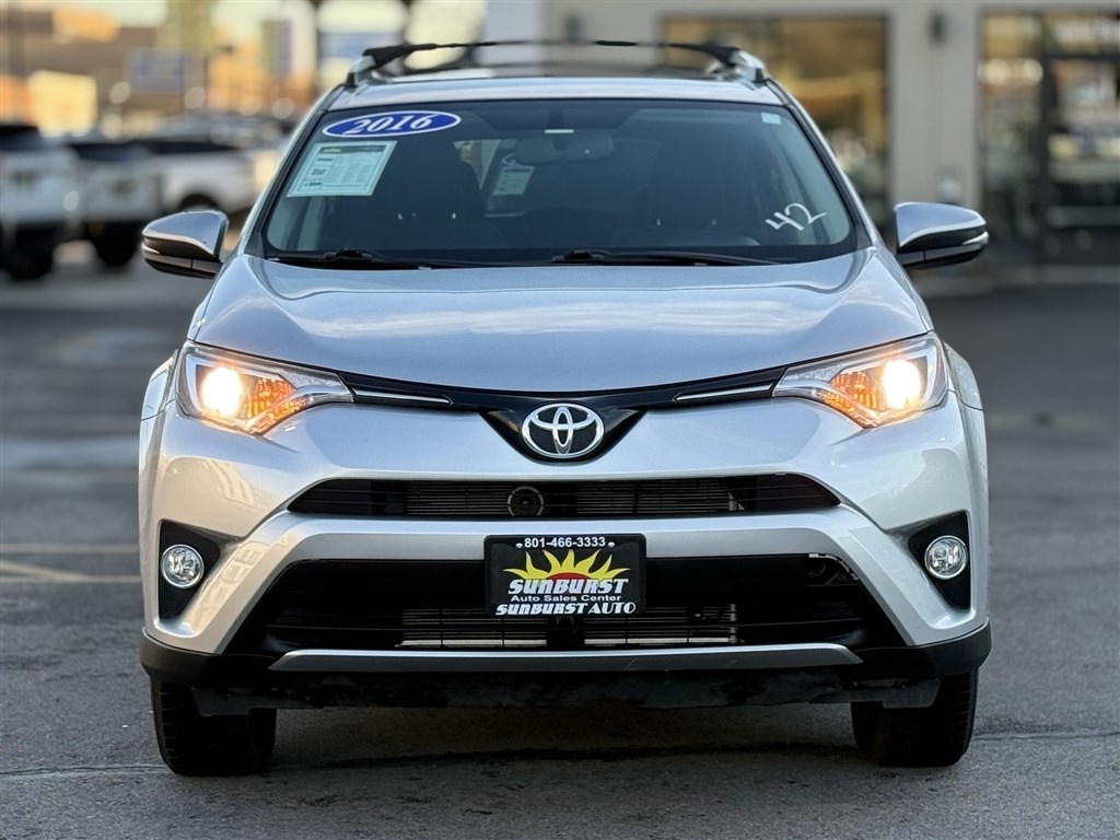 Toyota RAV4 XLE AWD 2016
