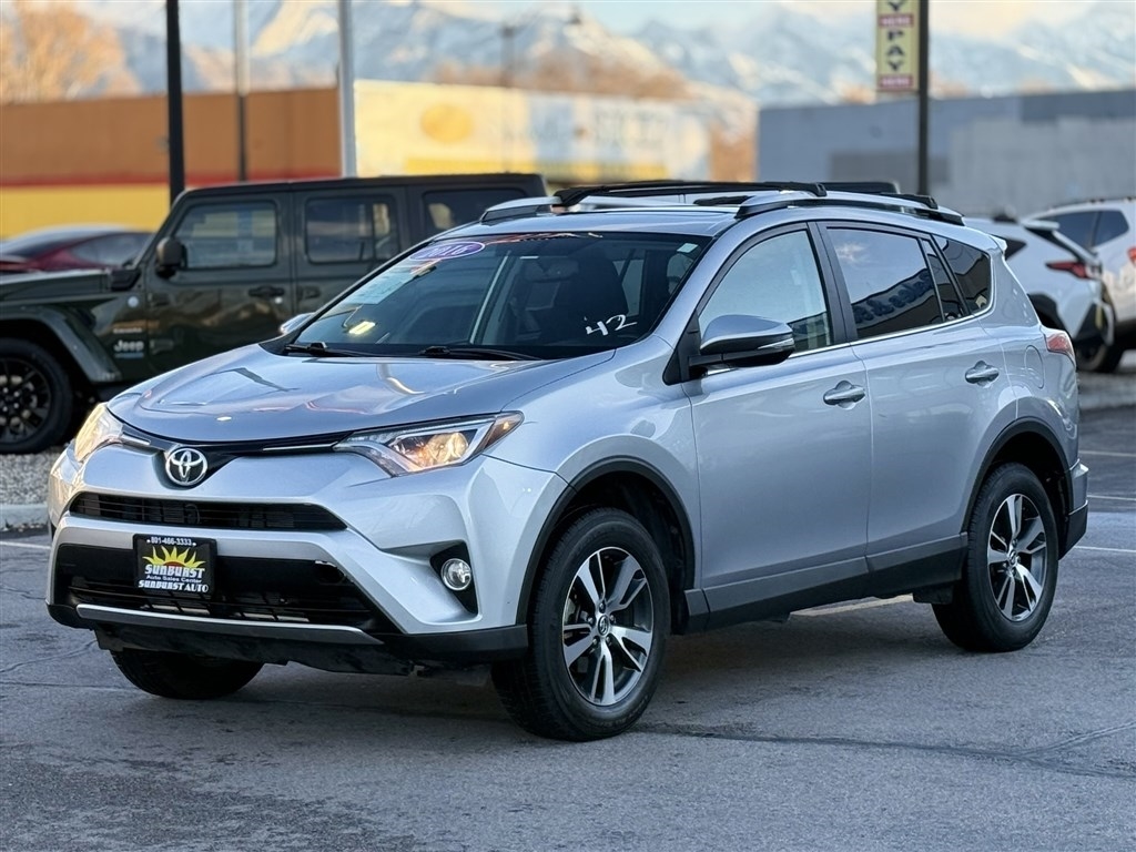 Toyota RAV4 XLE AWD 2016