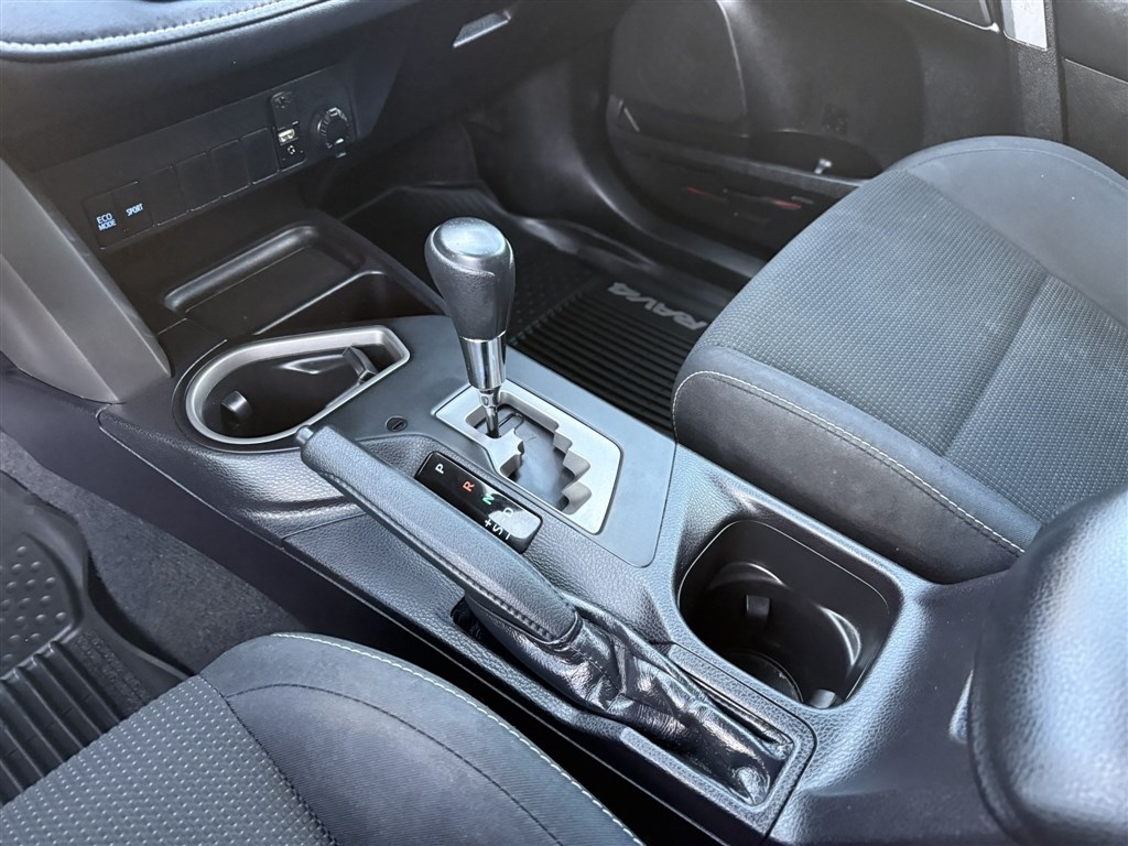 Toyota RAV4 XLE AWD 2016