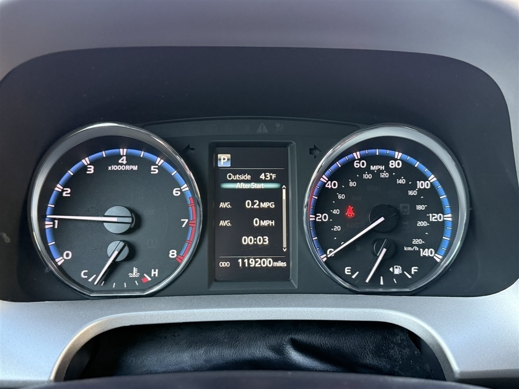 Toyota RAV4 XLE AWD 2016