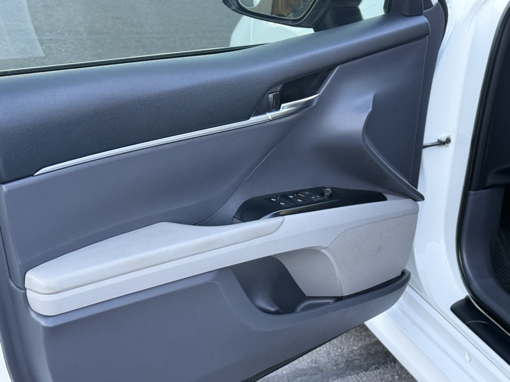 Toyota Camry LE 2019