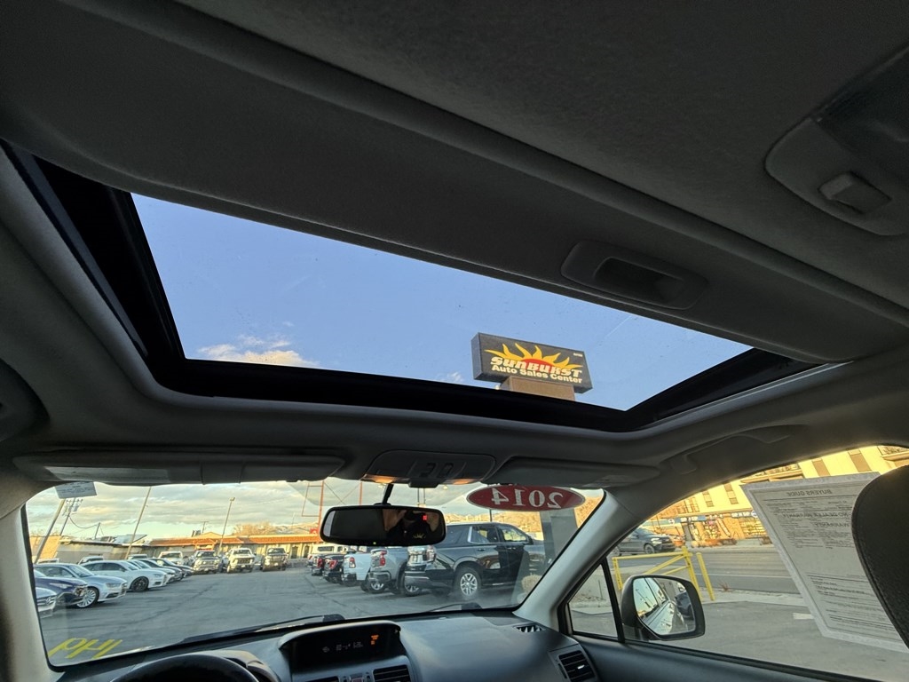 Subaru XV Crosstrek 5dr Auto 2.0i Limited 2014