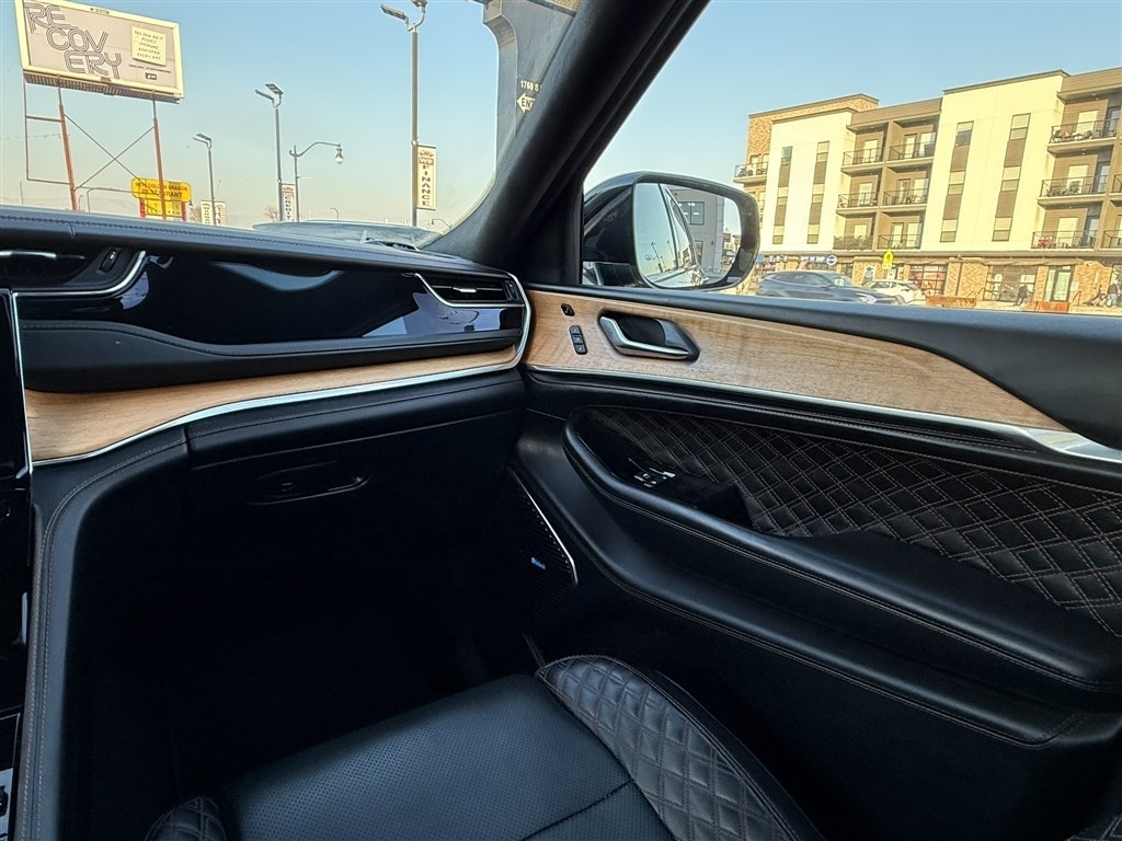 Jeep Grand Cherokee 4xe Summit Reserve 4x4 2022