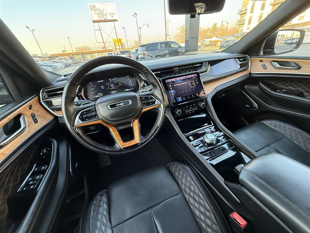 Jeep Grand Cherokee 4xe Summit Reserve 4x4 2022