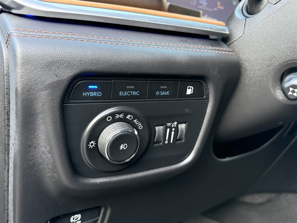 Jeep Grand Cherokee 4xe Summit Reserve 4x4 2022