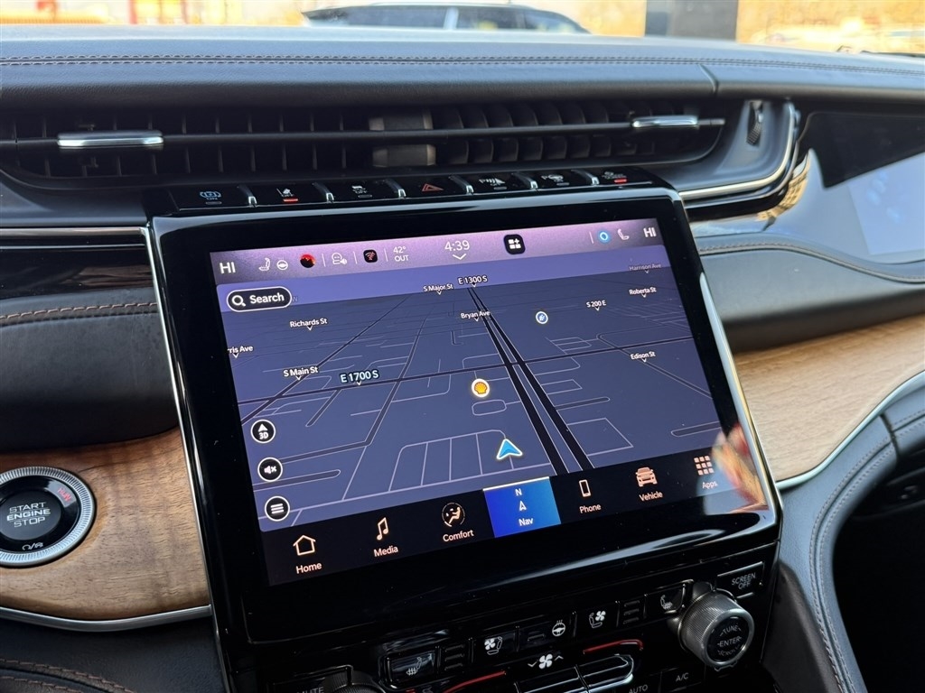 Jeep Grand Cherokee 4xe Summit Reserve 4x4 2022