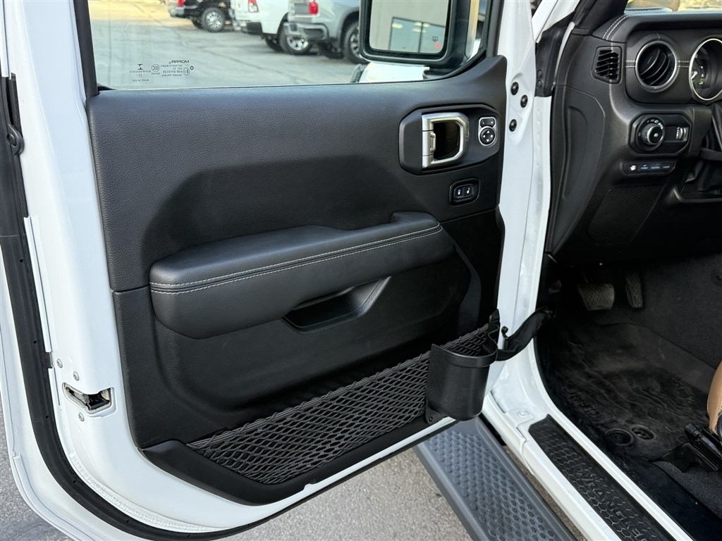 Jeep Wrangler 4xe Sahara 4x4 2023