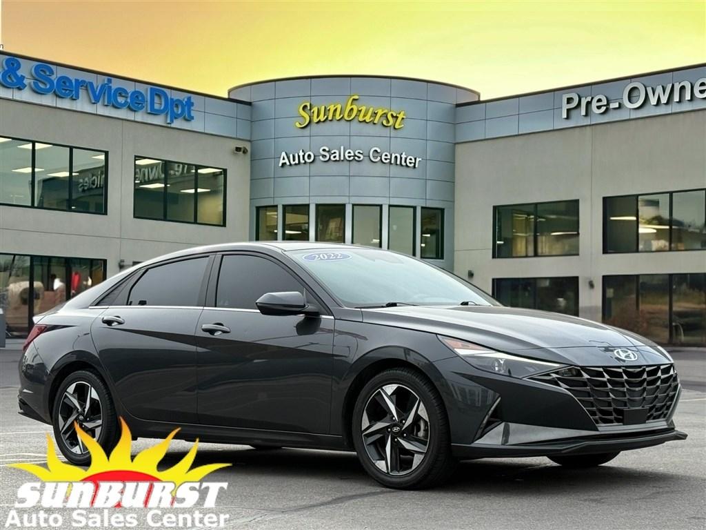 2022 Hyundai Elantra SEL FWD