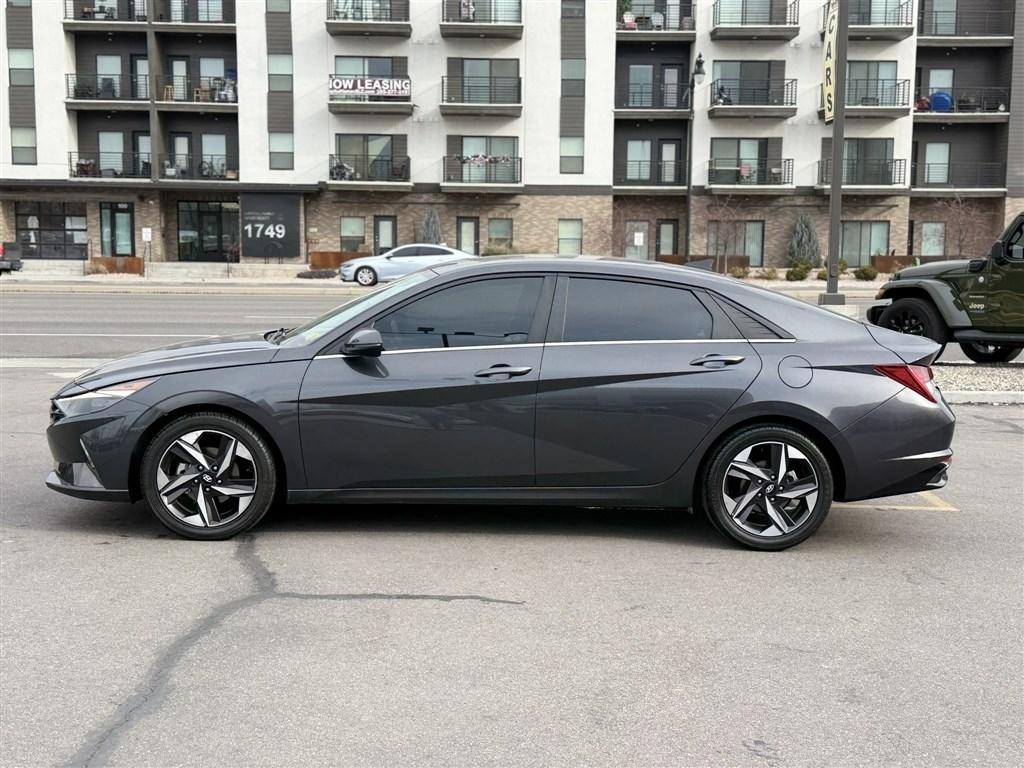 Hyundai Elantra SEL IVT 2022