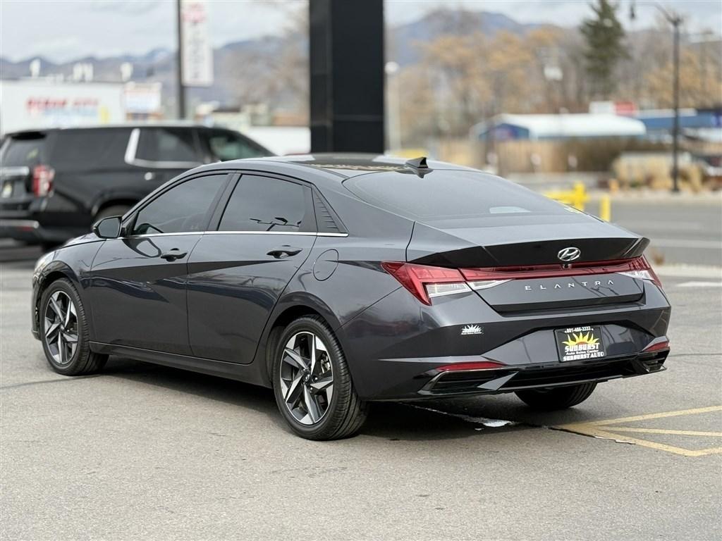 Hyundai Elantra SEL IVT 2022