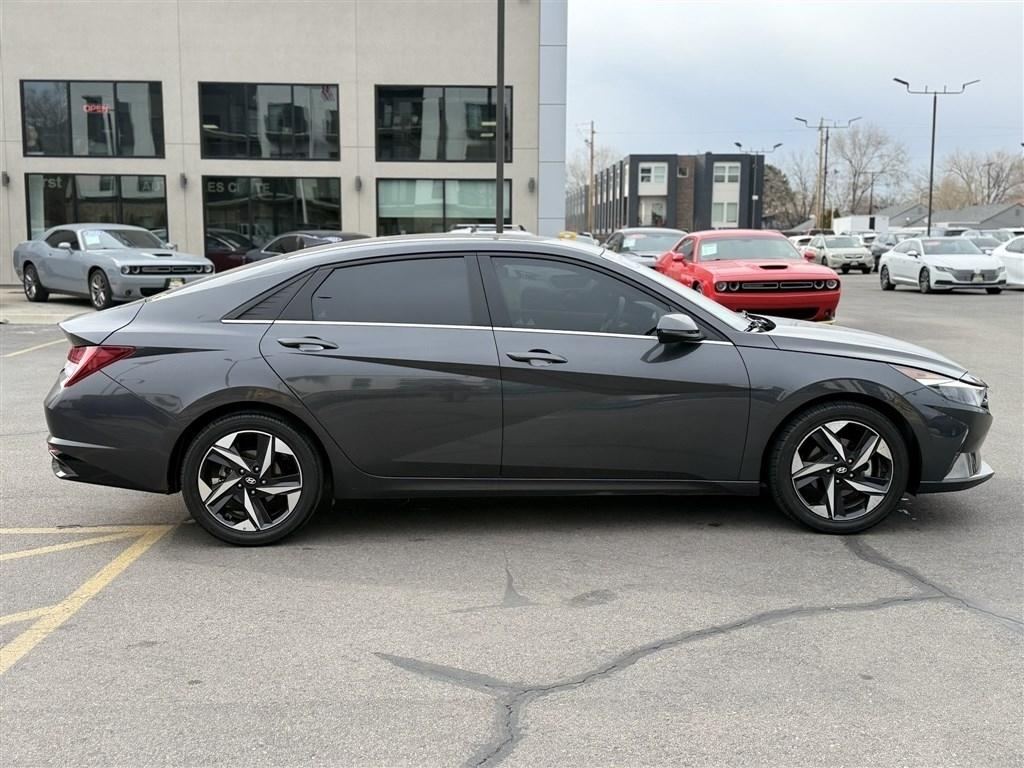 Hyundai Elantra SEL IVT 2022