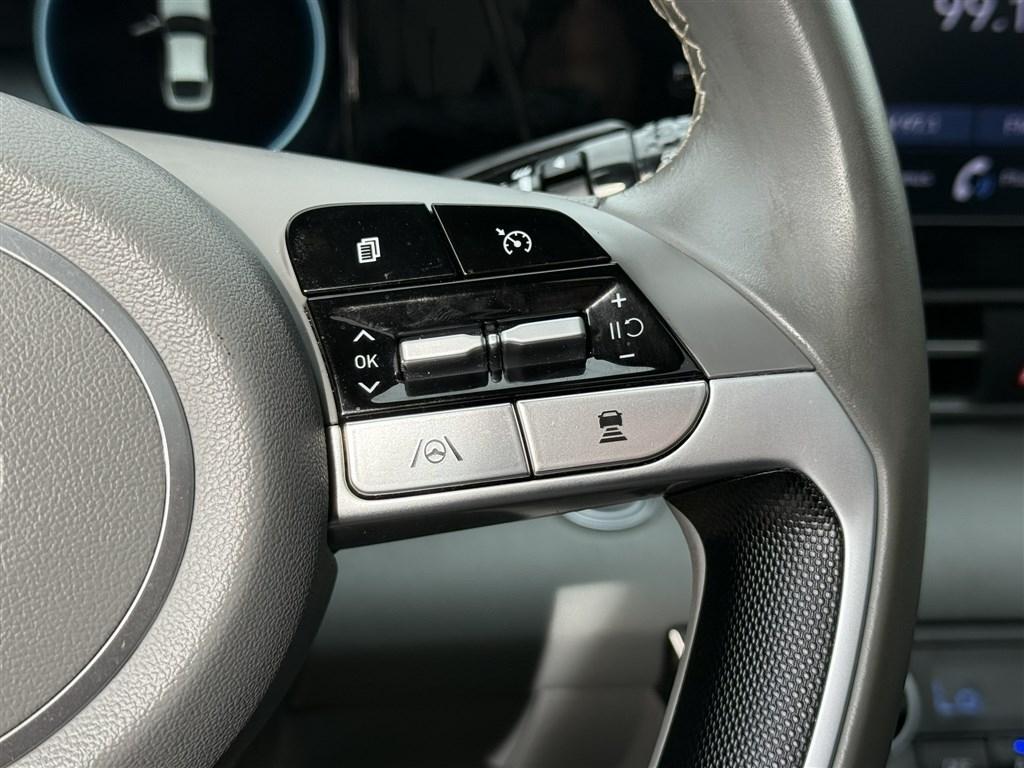 Hyundai Elantra SEL IVT 2022