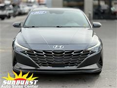 2022 Hyundai Elantra 
