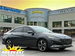 2022 Hyundai Elantra 