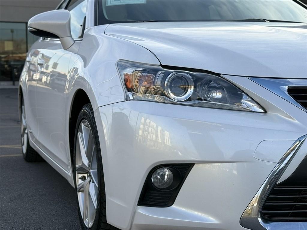 Lexus CT 200h Hybrid 2016