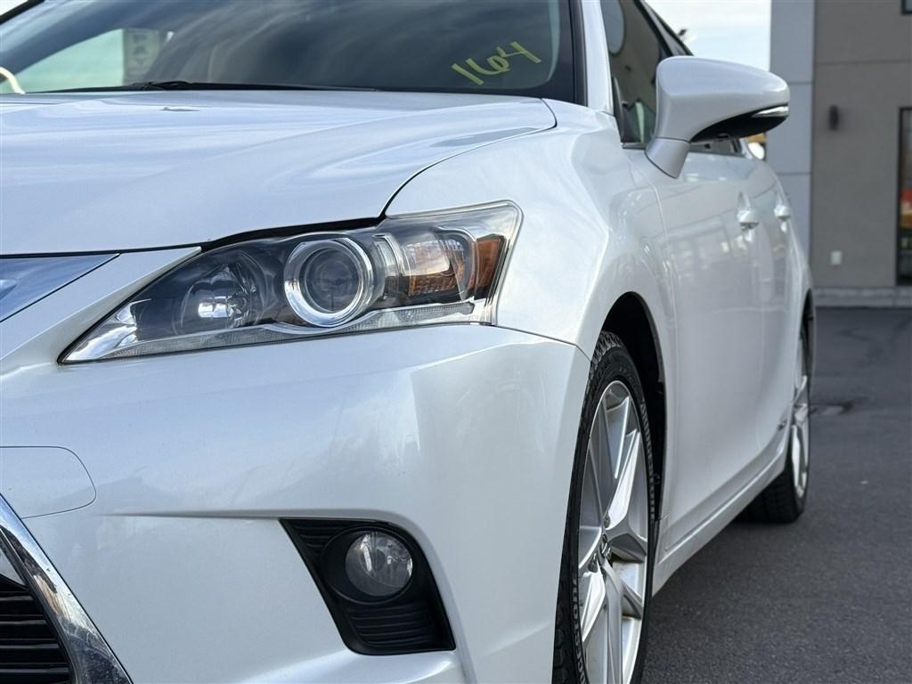 Lexus CT 200h Hybrid 2016