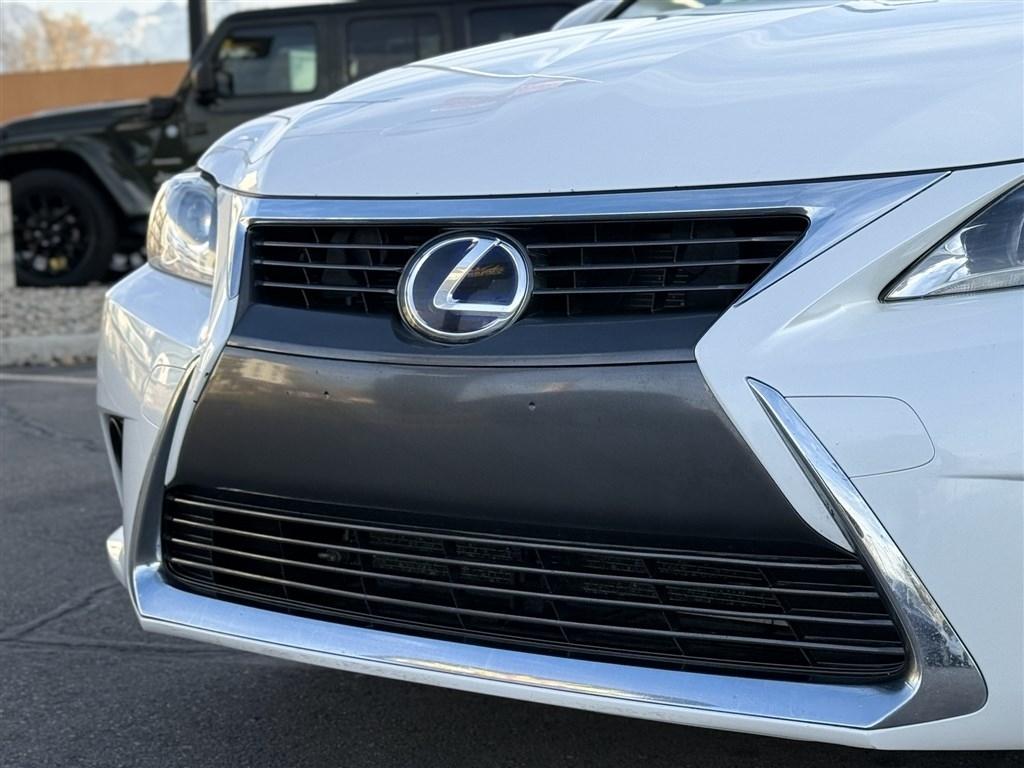 Lexus CT 200h Hybrid 2016