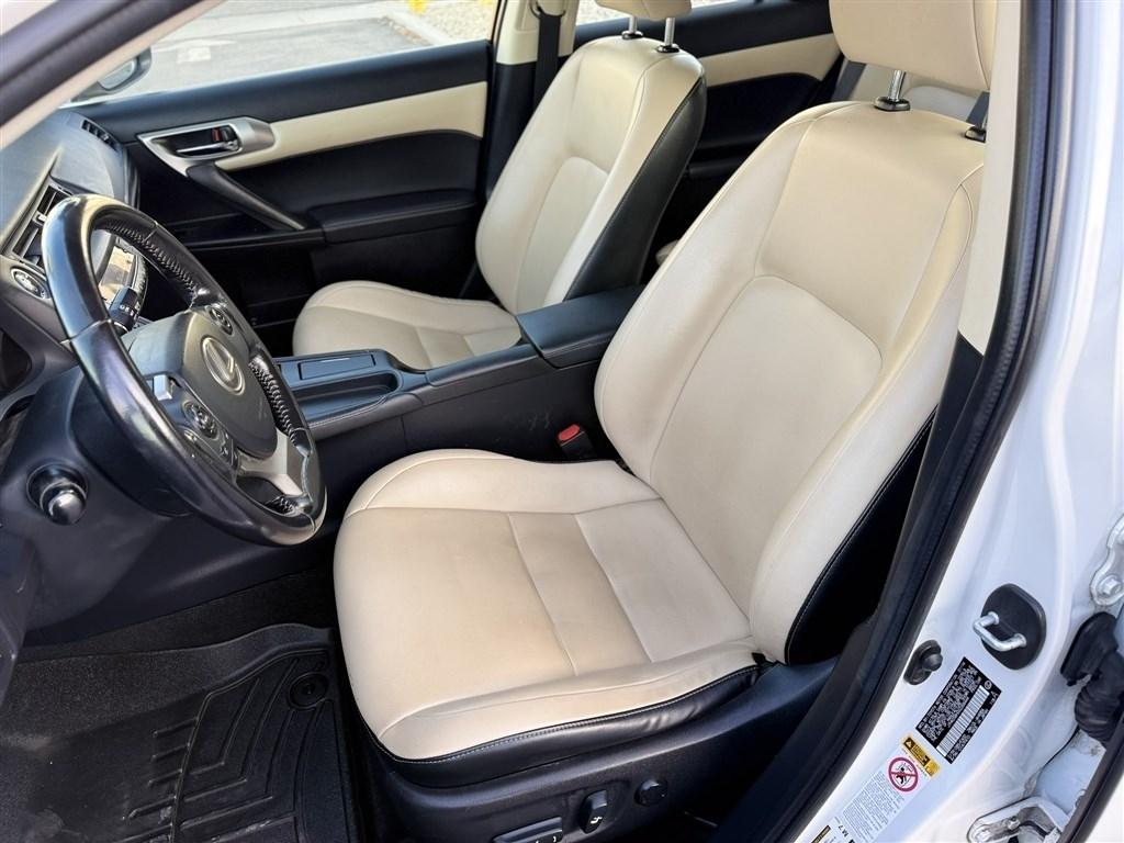 Lexus CT 200h Hybrid 2016