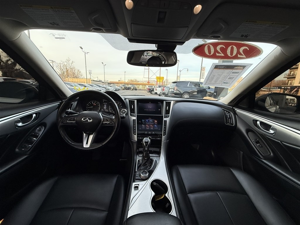 Infiniti Q50 3.0t LUXE AWD 2020
