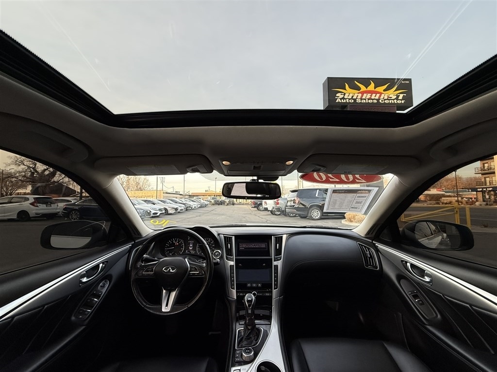 Infiniti Q50 3.0t LUXE AWD 2020