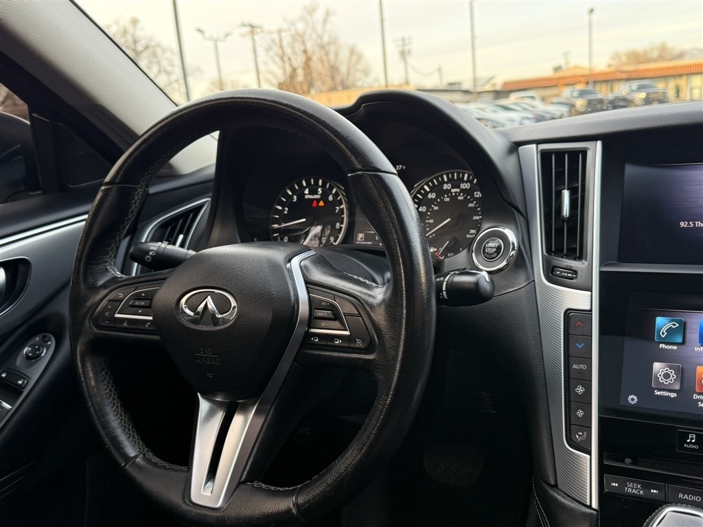 Infiniti Q50 3.0t LUXE AWD 2020
