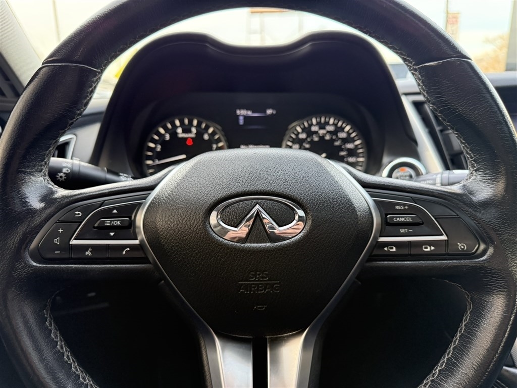 Infiniti Q50 3.0t LUXE AWD 2020