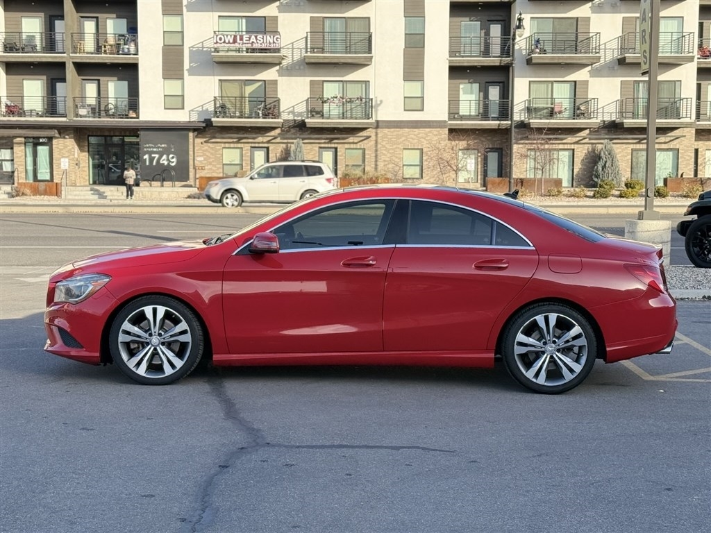 Mercedes-Benz CLA-Class 4dr Sdn CLA 250 FWD 2014