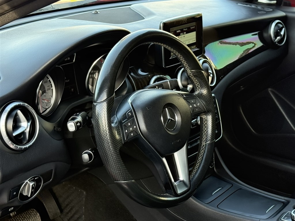 Mercedes-Benz CLA-Class 4dr Sdn CLA 250 FWD 2014