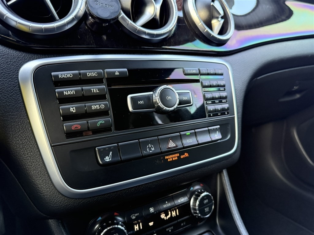 Mercedes-Benz CLA-Class 4dr Sdn CLA 250 FWD 2014