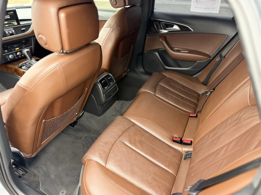 Audi A6 4dr Sdn quattro 2.0T Premium Plus 2016