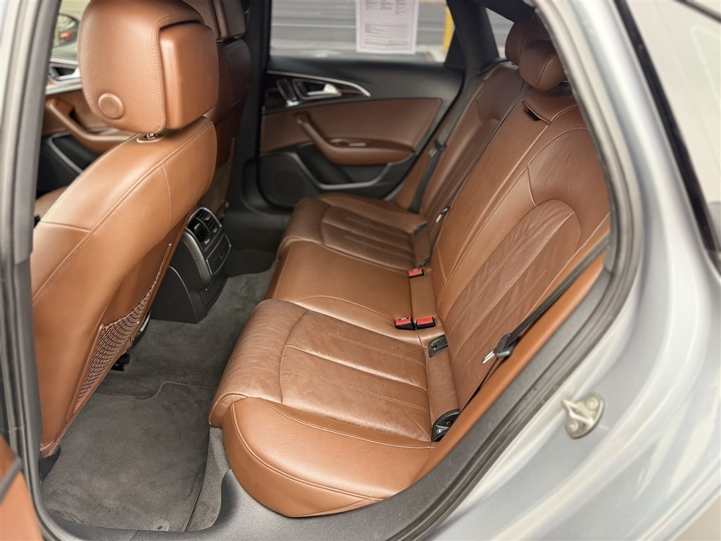 Audi A6 4dr Sdn quattro 2.0T Premium Plus 2016