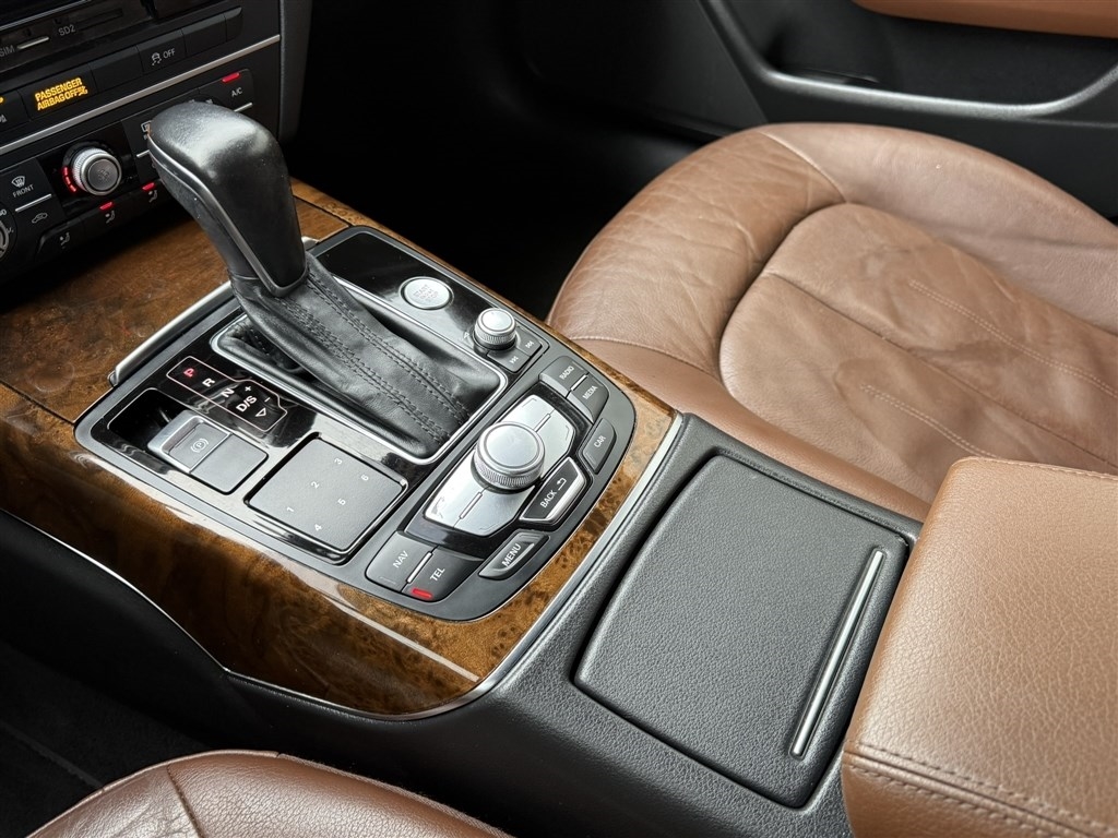 Audi A6 4dr Sdn quattro 2.0T Premium Plus 2016