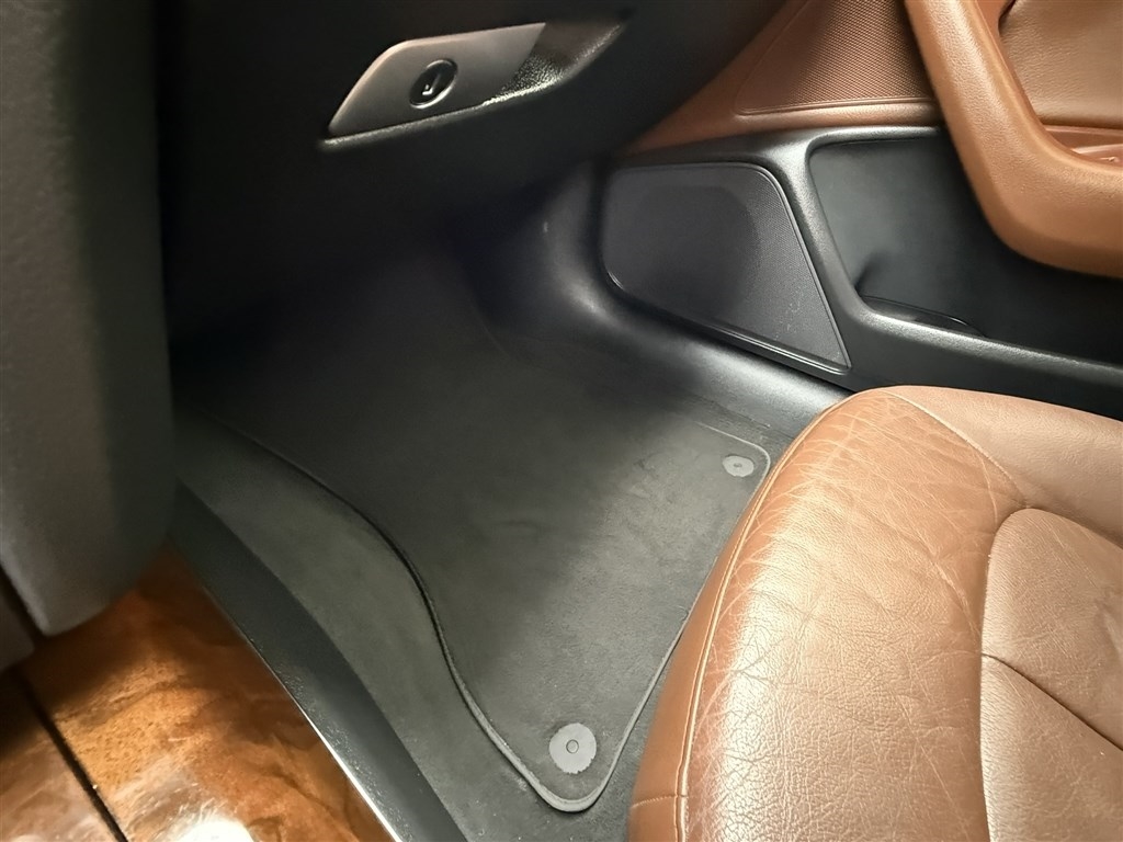 Audi A6 4dr Sdn quattro 2.0T Premium Plus 2016