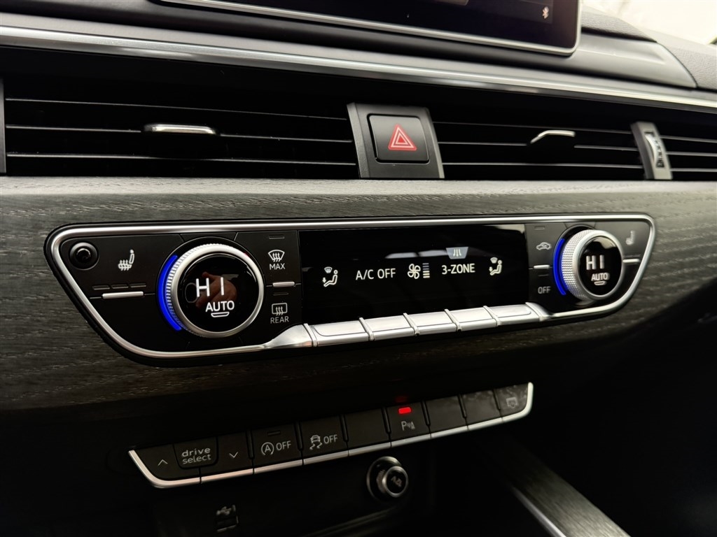 Audi A4 2.0 TFSI Tech Premium Plus S Tronic quattro AWD 2018