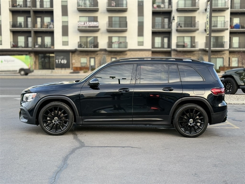 Mercedes-Benz GLB GLB 250 4MATIC SUV 2022