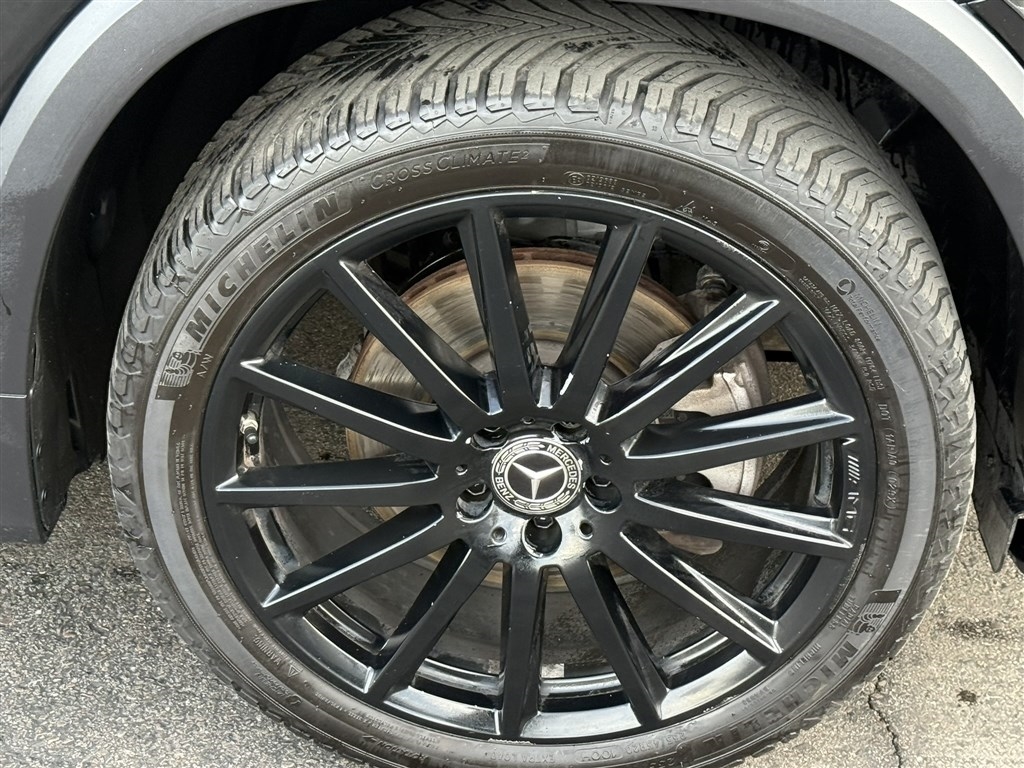 Mercedes-Benz GLB GLB 250 4MATIC SUV 2022