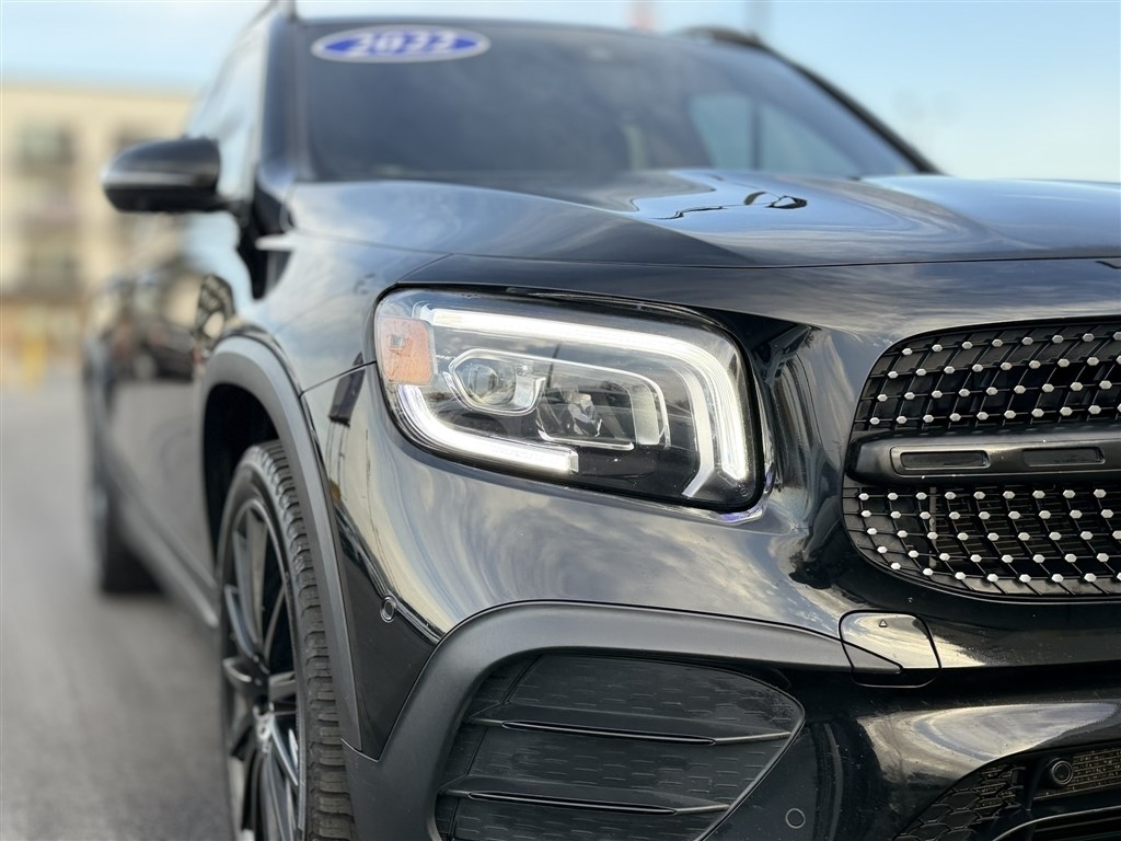 Mercedes-Benz GLB GLB 250 4MATIC SUV 2022