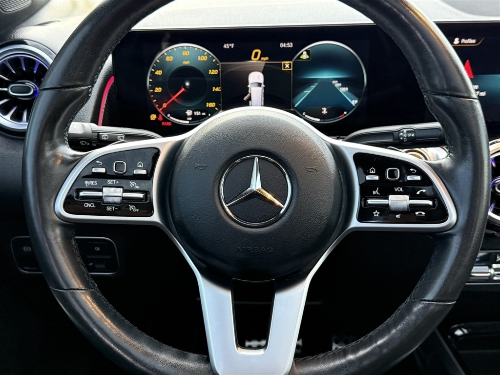 Mercedes-Benz GLB GLB 250 4MATIC SUV 2022