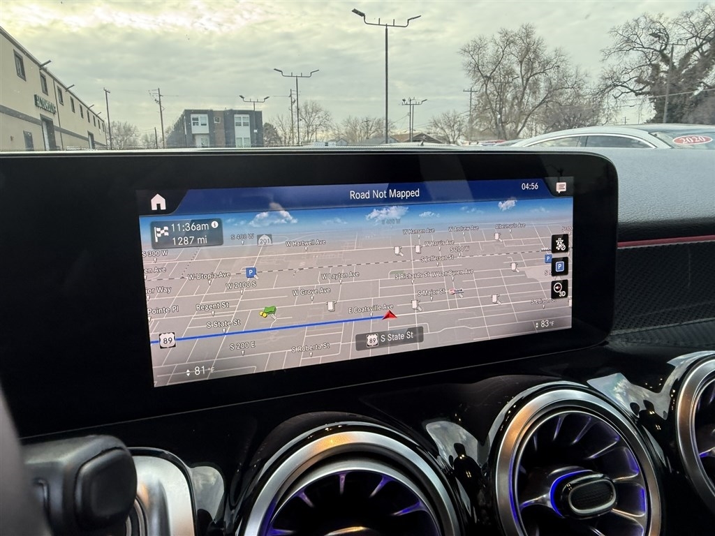 Mercedes-Benz GLB GLB 250 4MATIC SUV 2022