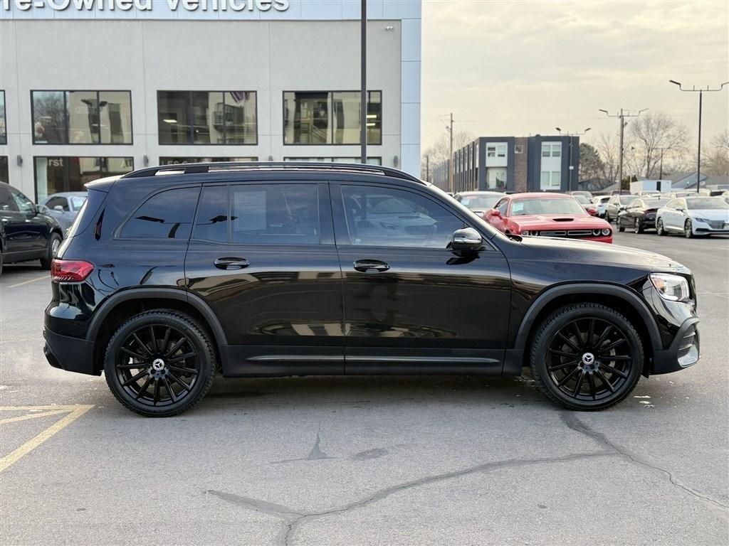 Mercedes-Benz GLB GLB 250 4MATIC SUV 2022