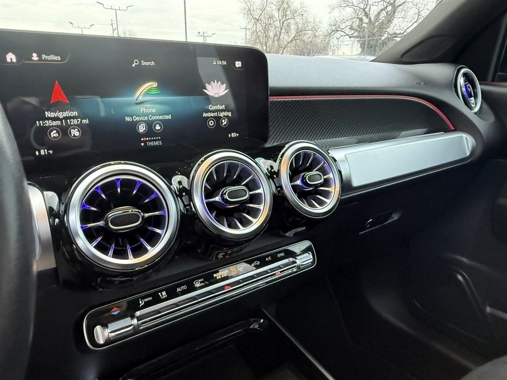 Mercedes-Benz GLB GLB 250 4MATIC SUV 2022