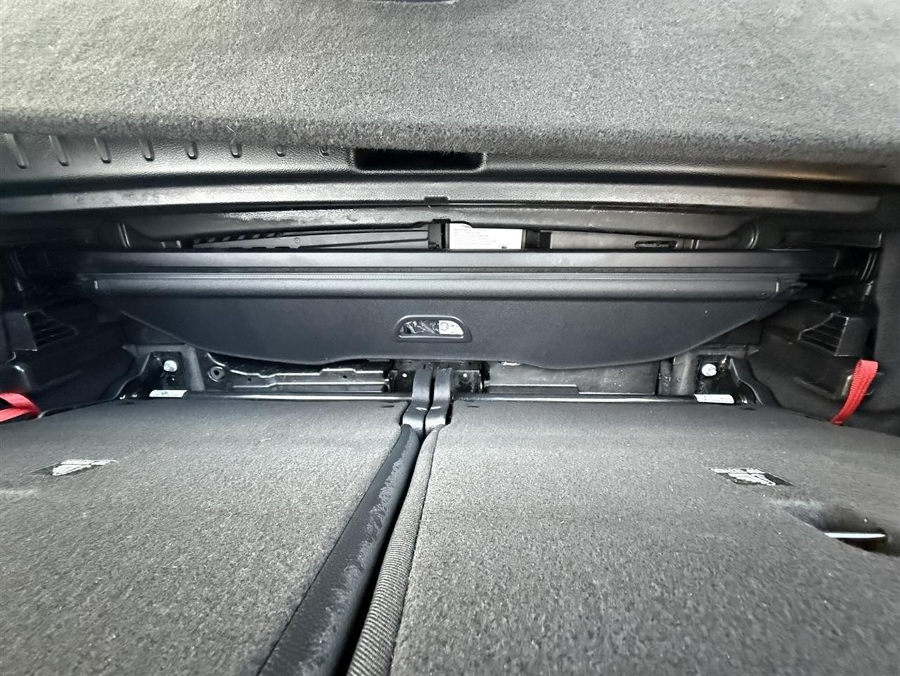 Mercedes-Benz GLB GLB 250 4MATIC SUV 2022