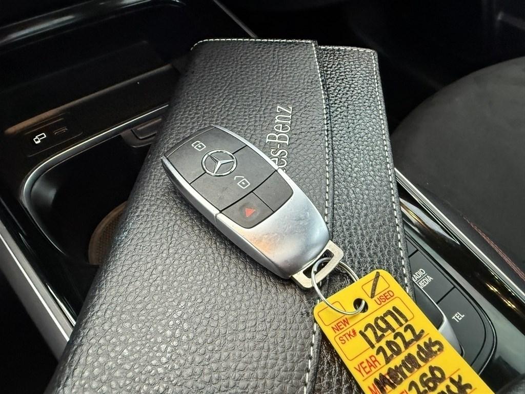 Mercedes-Benz GLB GLB 250 4MATIC SUV 2022