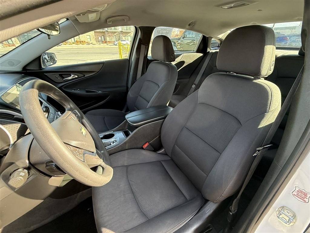 Chevrolet Malibu LT 4D Sedan 2023