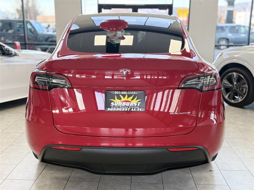 Tesla Model Y Long Range AWD 2023