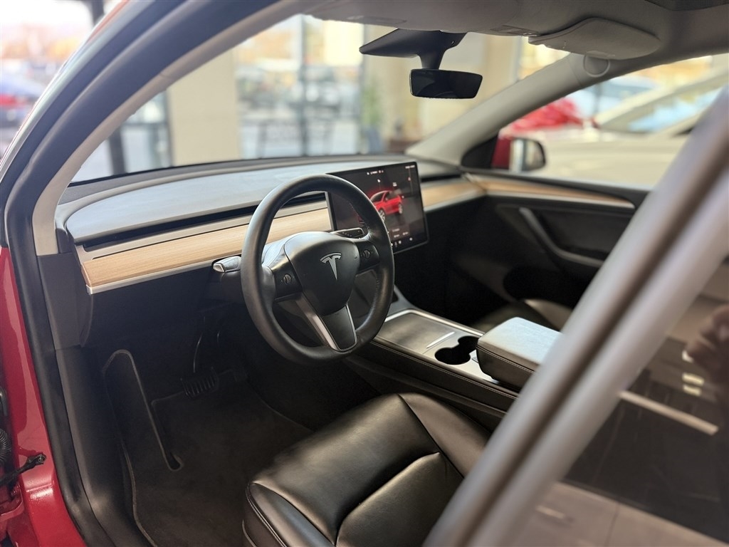 Tesla Model Y Long Range AWD 2023