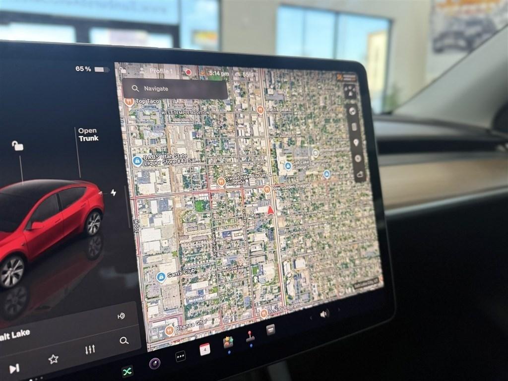 Tesla Model Y Long Range AWD 2023